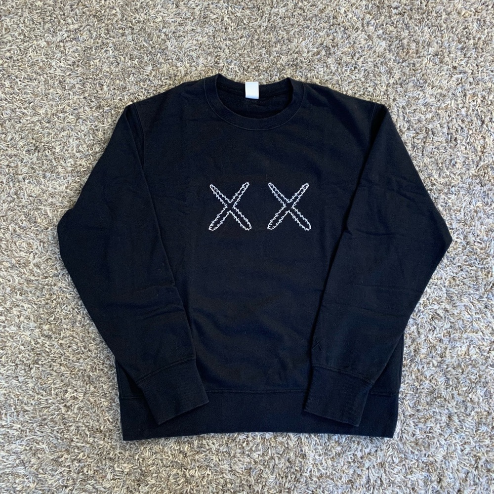 Uniqlo x Kaws Crewneck